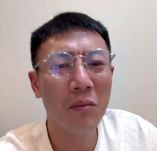 秦升被终身禁足后发视频：卡塔尔联赛乌龙球真是大写的无语