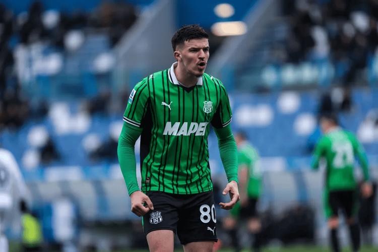 曼联球探多次考察萨索洛中卫穆哈雷莫维奇，要价3400万英镑