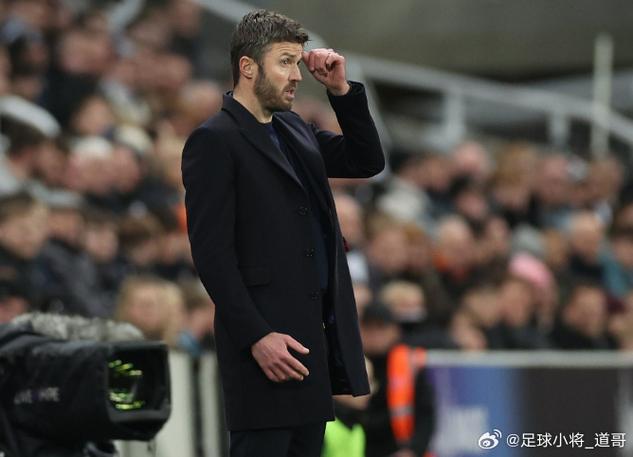 希勒:决定斯洛特命运并非能否夺冠,而是能否锁定欧冠资格插图 希勒:决定斯洛特命运并非能否夺冠,而是能否锁定欧冠资格插图