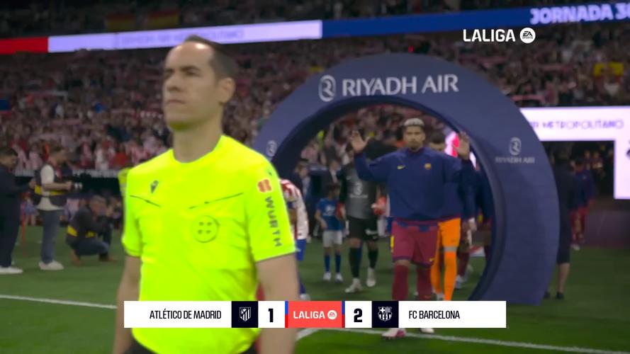 【集锦】巴萨2-1逆转十人马竞,拉什福德扳平,莱万绝杀插图 【集锦】巴萨2-1逆转十人马竞,拉什福德扳平,莱万绝杀插图